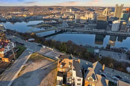 Charming Studio-Panoramic View-Your Pittsburgh Sanctuary Apartman Kültér fotó